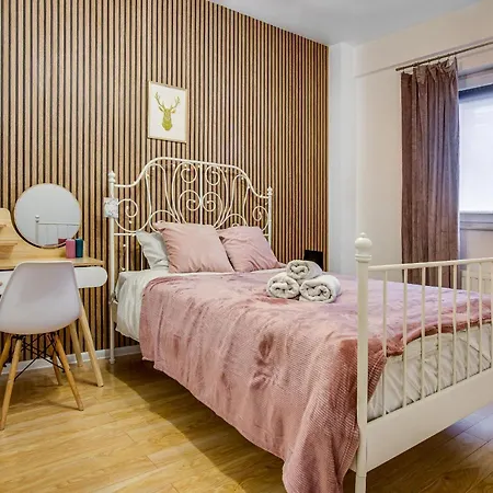 Апартаменти Niceapart Near Old Town